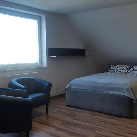 Dom Wypoczynkowy 10min Autobusem Od Starowki *