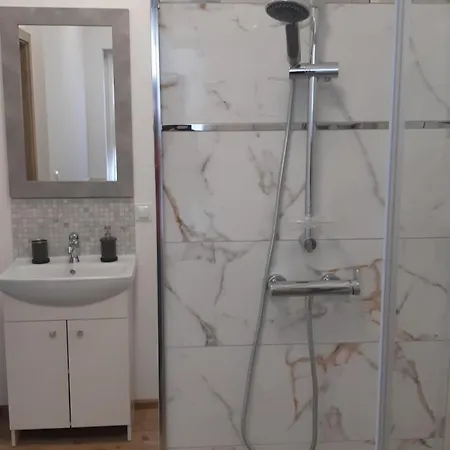 Dom Wypoczynkowy 10min Autobusem Od Starowki Villa Gdansk