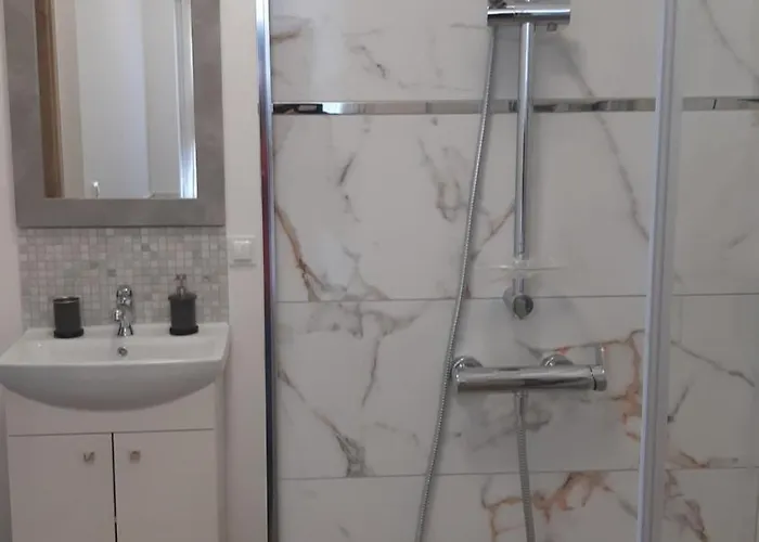 Dom Wypoczynkowy 10min Autobusem Od Starowki Villa Gdańsk